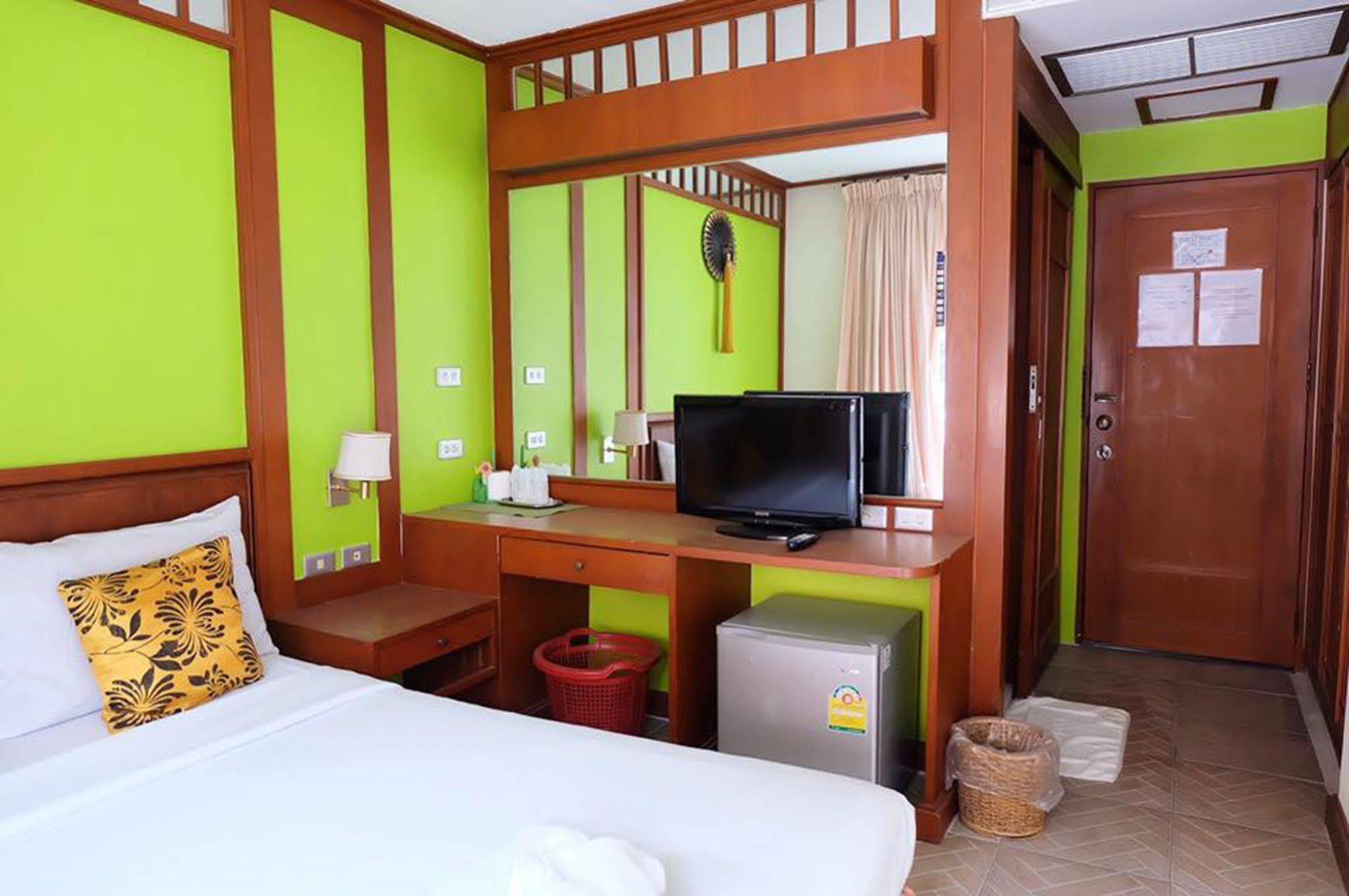 Kaneng Guesthouse Хуа Хин Екстериор снимка