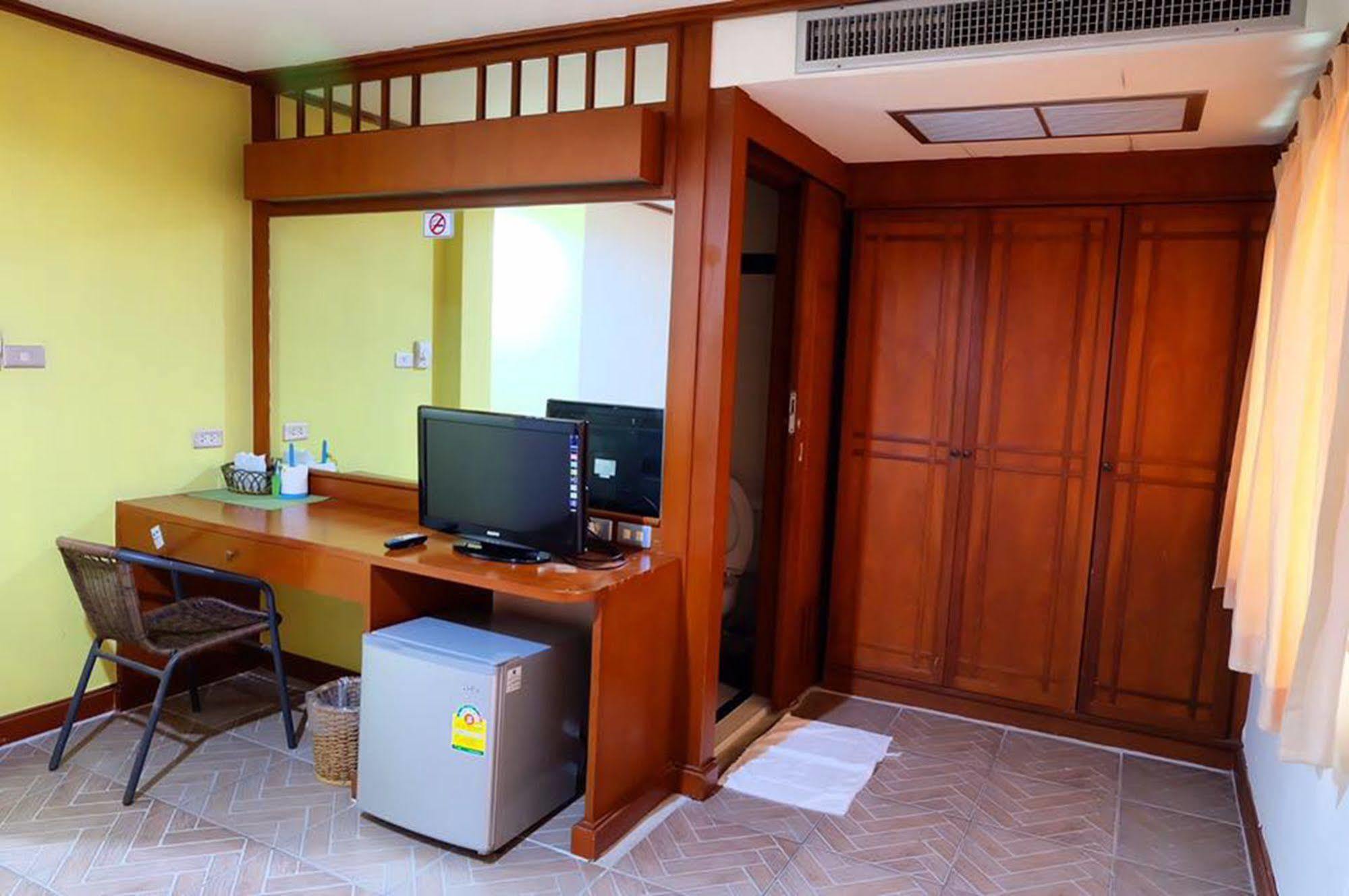 Kaneng Guesthouse Хуа Хин Екстериор снимка