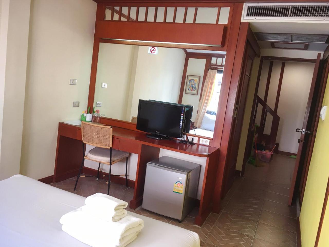 Kaneng Guesthouse Хуа Хин Екстериор снимка